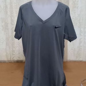 Nike fitted tee